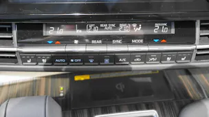 Toyota Sienna Hybrid Limited Premium AWD
