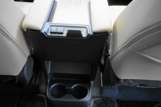 Toyota Sienna Hybrid Limited Premium AWD