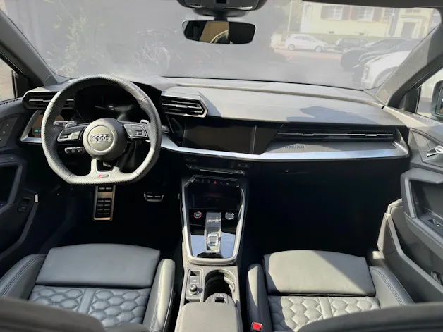Audi RS3 Sportback 2.5 TSI quattro S-tronic