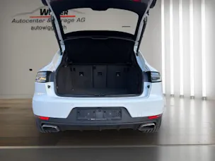 Porsche Macan PDK