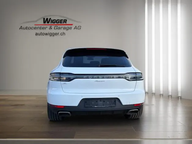 Porsche Macan PDK