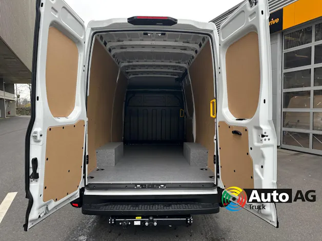 Iveco 35 S 16 A8 V