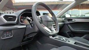 SEAT Leon 1.5 eTSI mHEV DSG FR