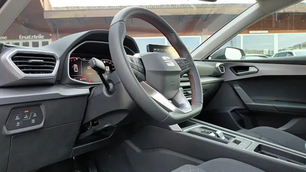 SEAT Leon 1.5 eTSI mHEV DSG FR