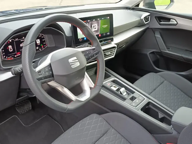 SEAT Leon 1.5 eTSI mHEV DSG FR