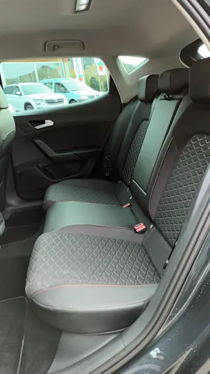 SEAT Leon 1.5 eTSI mHEV DSG FR