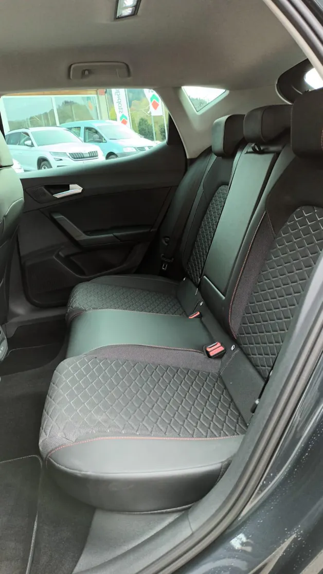SEAT Leon 1.5 eTSI mHEV DSG FR
