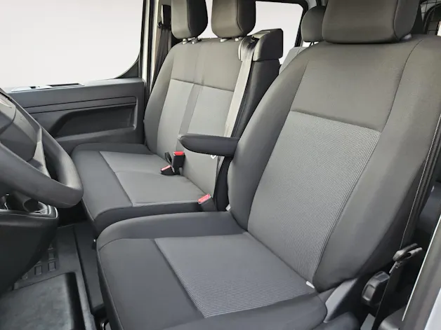 Peugeot Expert 2.2 BlueHDi 120 Doppel-Kabine Standard