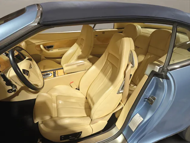 Bentley Continental GTC 6.0