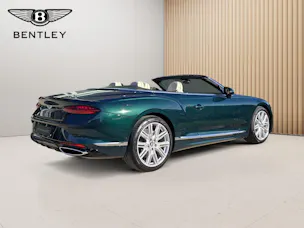 Bentley Continental GTC V8 4.0 PHEV 680 PS/ 1.9 % Leasing möglich