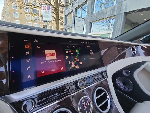 Bentley Continental GTC V8 4.0 PHEV 680 PS/ 1.9 % Leasing möglich