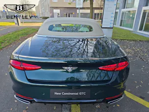 Bentley Continental GTC V8 4.0 PHEV 680 PS/ 1.9 % Leasing möglich