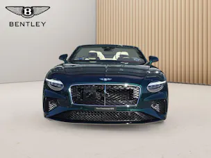 Bentley Continental GTC V8 4.0 PHEV 680 PS/ 1.9 % Leasing möglich