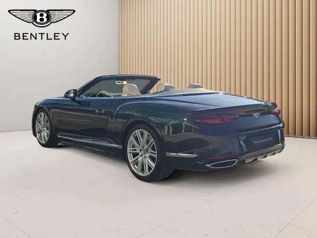 Bentley Continental GTC V8 4.0 PHEV 680 PS/ 1.9 % Leasing möglich