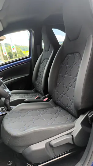 Toyota Aygo X 1.0 VVT-i Style