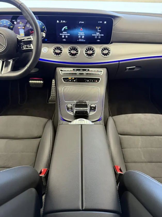 Mercedes-Benz E 200 Cabriolet 4Matic Avantgarde 9G-Tronic
