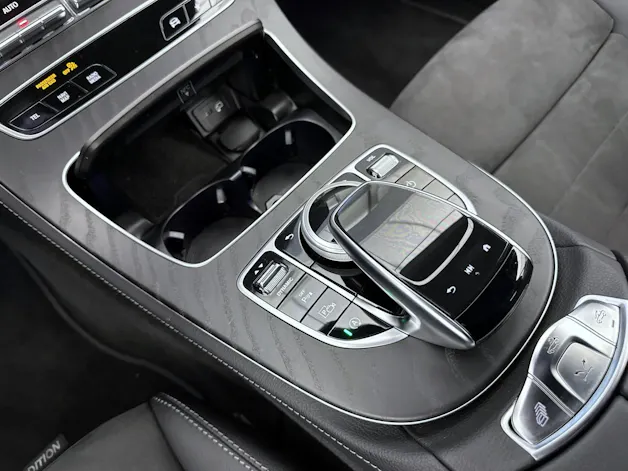 Mercedes-Benz E 200 Cabriolet 4Matic Avantgarde 9G-Tronic