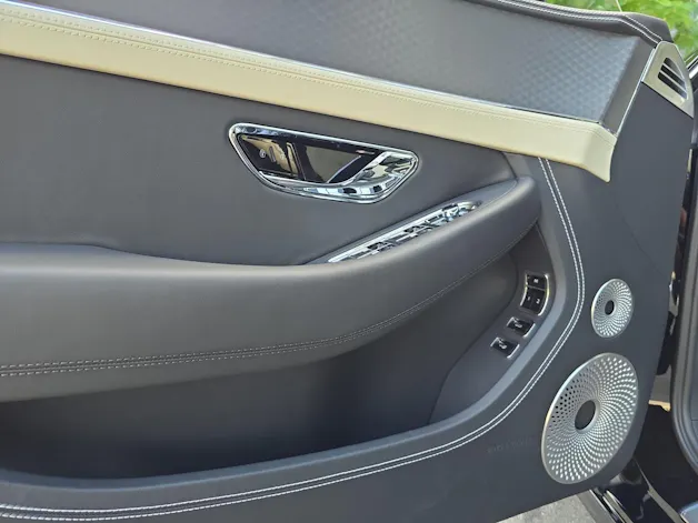 Bentley Continental GT V8 4.0 PHEV 680 PS/ 1.9 % Leasing möglich