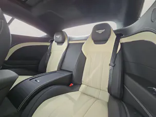 Bentley Continental GT V8 4.0 PHEV 680 PS/ 1.9 % Leasing möglich