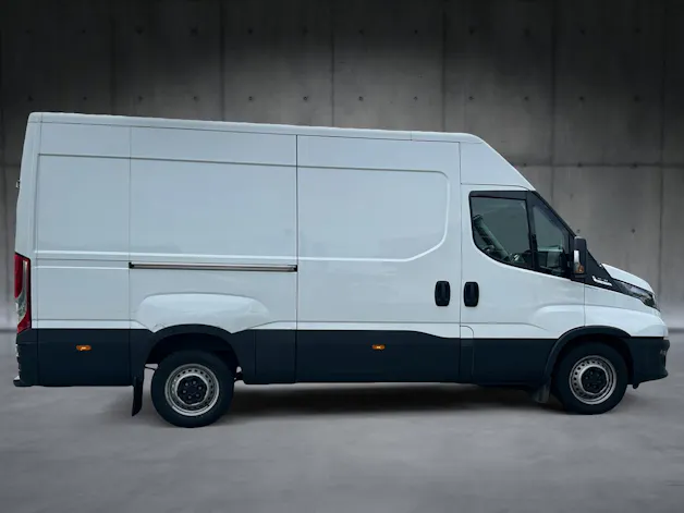 Iveco 35 S 16 A8 V
