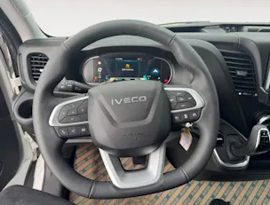 Iveco 35S18HA8V Kastenwagen