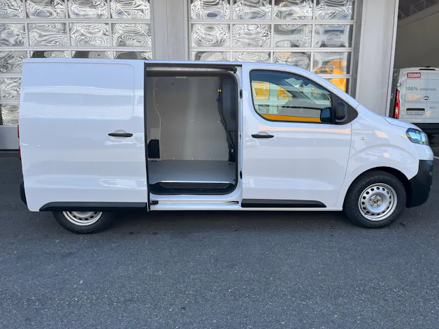 Fiat E-Scudo 50kWh L2 Lounge Swiss