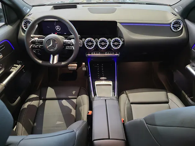 Mercedes-Benz GLA 250 4Matic 8G-DCT Swiss Star