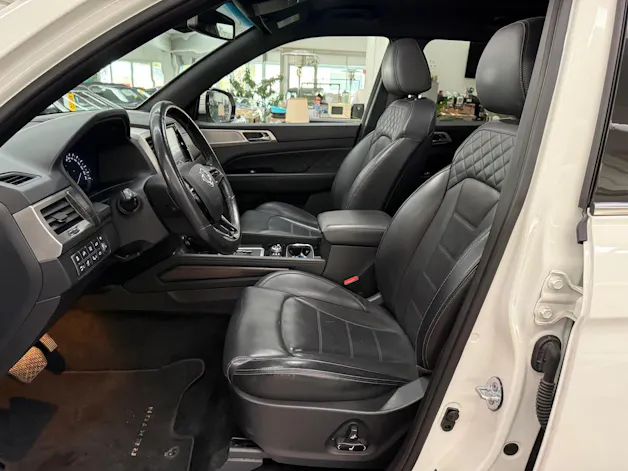 KGM -SsangYong 2.0 Sapphire 4WD BENZINA!