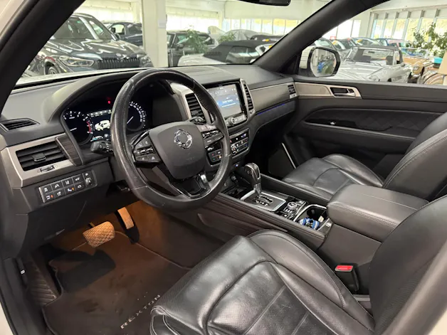 KGM -SsangYong 2.0 Sapphire 4WD BENZINA!