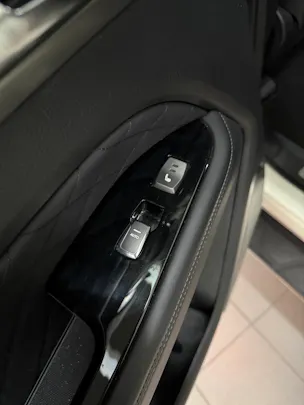 KGM -SsangYong 2.0 Sapphire 4WD BENZINA!