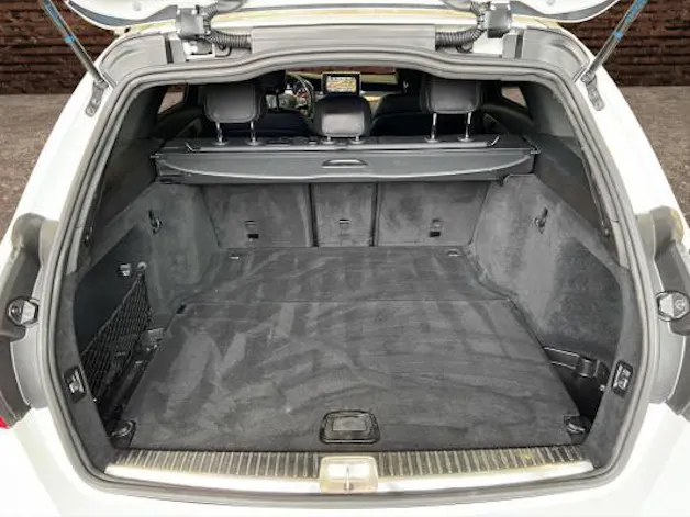 Mercedes-Benz C 250 d Swiss Star Avan4M