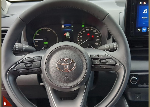 Vehicle image 9 Vehicle image 9