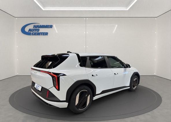 Vehicle image 4 Vehicle image 4