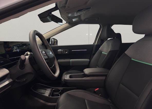 Vehicle image 9 Vehicle image 9