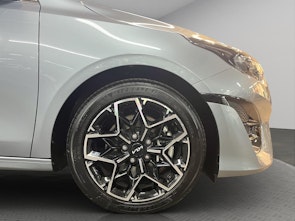 Vehicle image KIA Ceed SW 1.5 T-GDi MHEV GT-Line