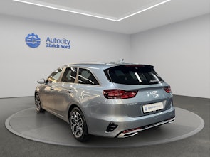 Vehicle image KIA Ceed SW 1.5 T-GDi MHEV GT-Line