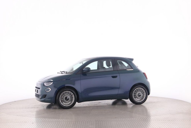 Vehicle image FIAT 500