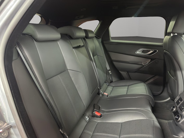 Vehicle image LAND ROVER RANGE ROVER VELAR