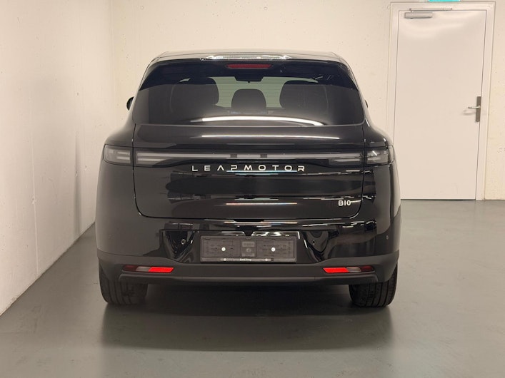 Vehicle image LEAPMOTOR B10