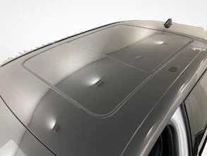 https://vehicle.imgix.net/4095407/3fe46810-8bef-412e-9ced-7ac1cf69574c.jpg