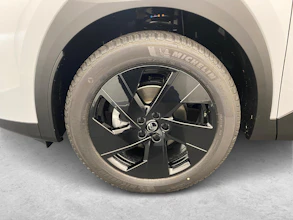 https://vehicle.imgix.net/4095407/ba408329-93f0-4e2c-90c1-1e1833031036.jpg