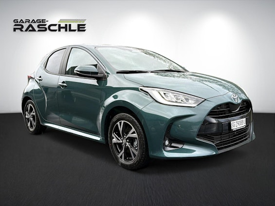 First vehicle image First vehicle image