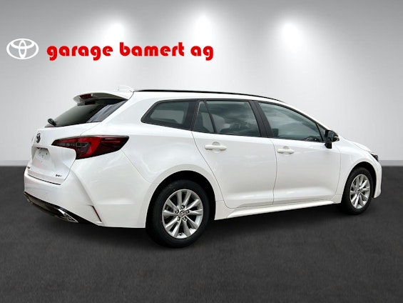 Vehicle image 5 Vehicle image 5