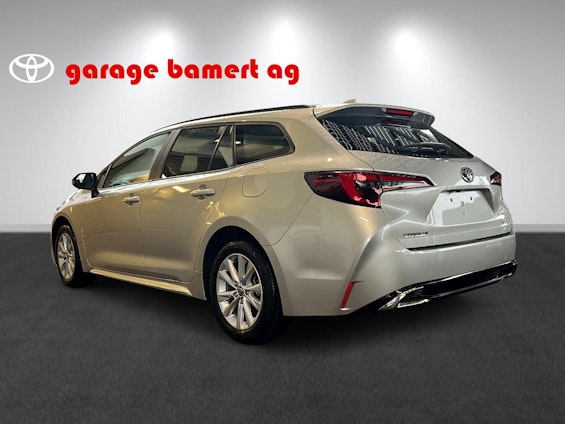 Vehicle image 3 Vehicle image 3