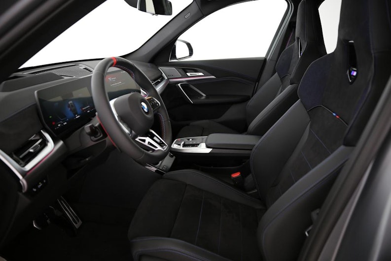 Vehicle image BMW X1