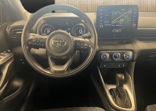 Vehicle image 11 Vehicle image 11