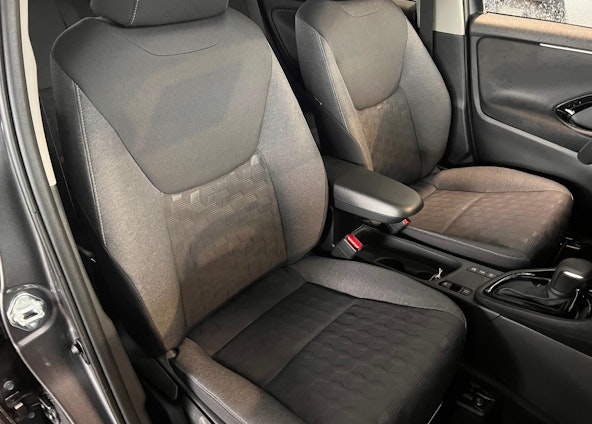 Vehicle image 14 Vehicle image 14