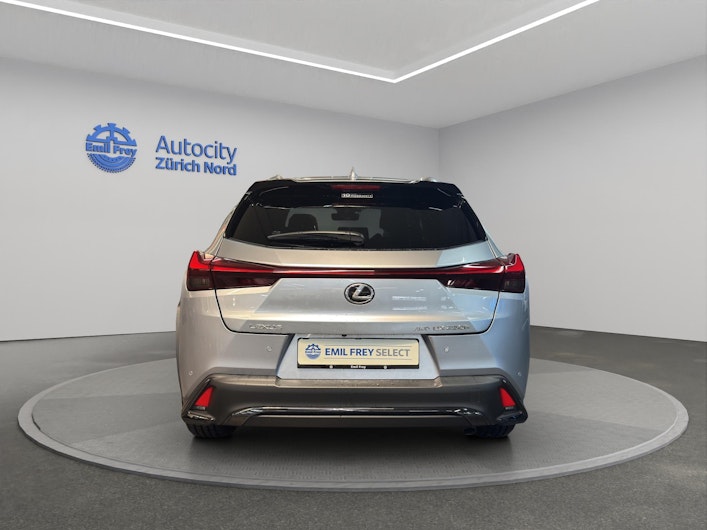 Vehicle image LEXUS UX