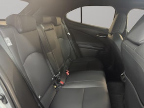 Vehicle image LEXUS UX 250h F-Line