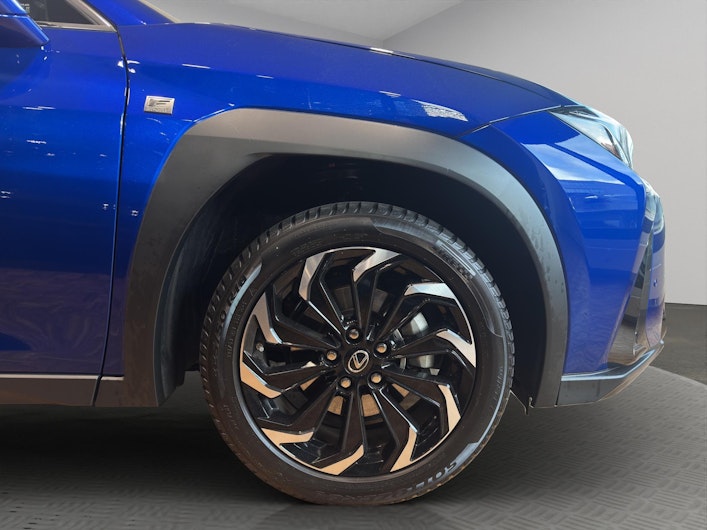 Vehicle image LEXUS UX